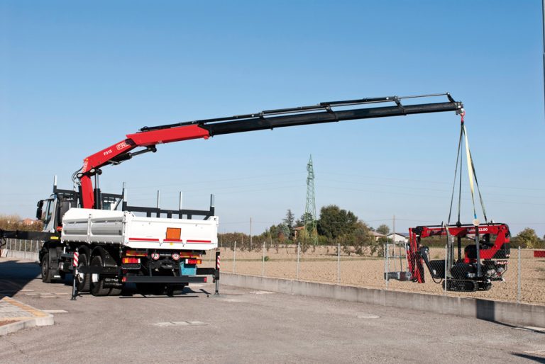 fassi-loader-crane-F315A-e-dynamic-03 - 600 Cranes Australia